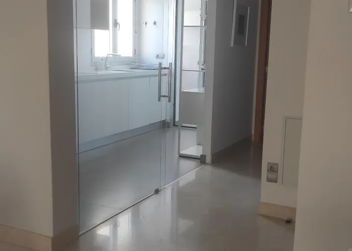 Apartment Deluxe 3 Bedroom By Aqua Apartments, *